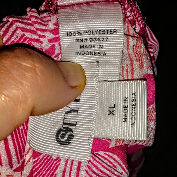 Stylus Top Size XL Pink Floral High Low - Picture 8 of 8
